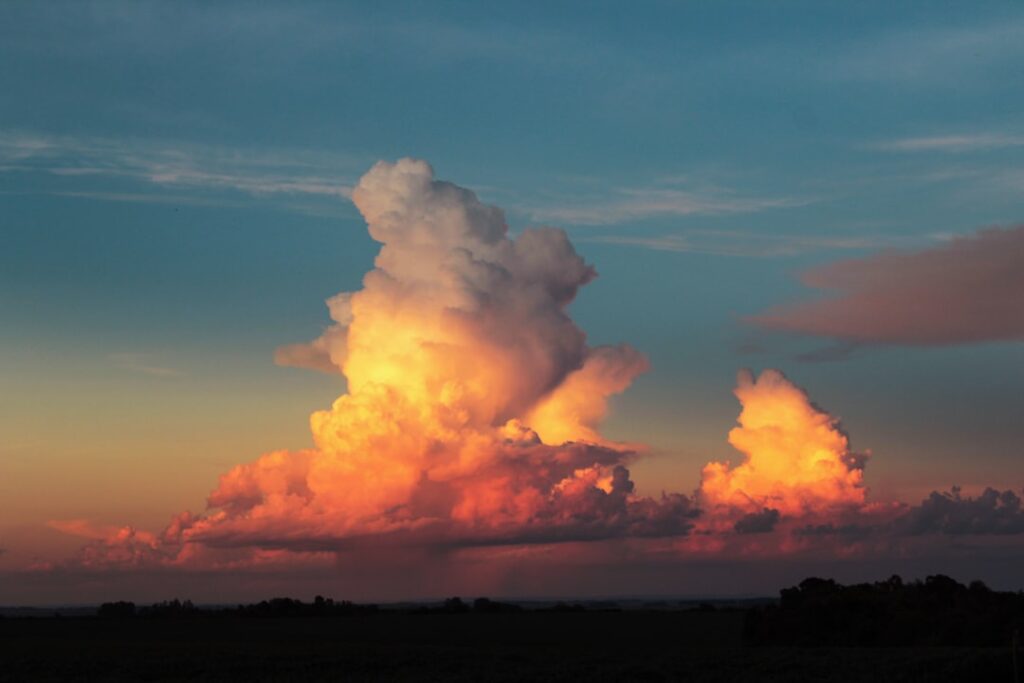 Photo Image: Cloudscape Nouns: Cloud, Computing